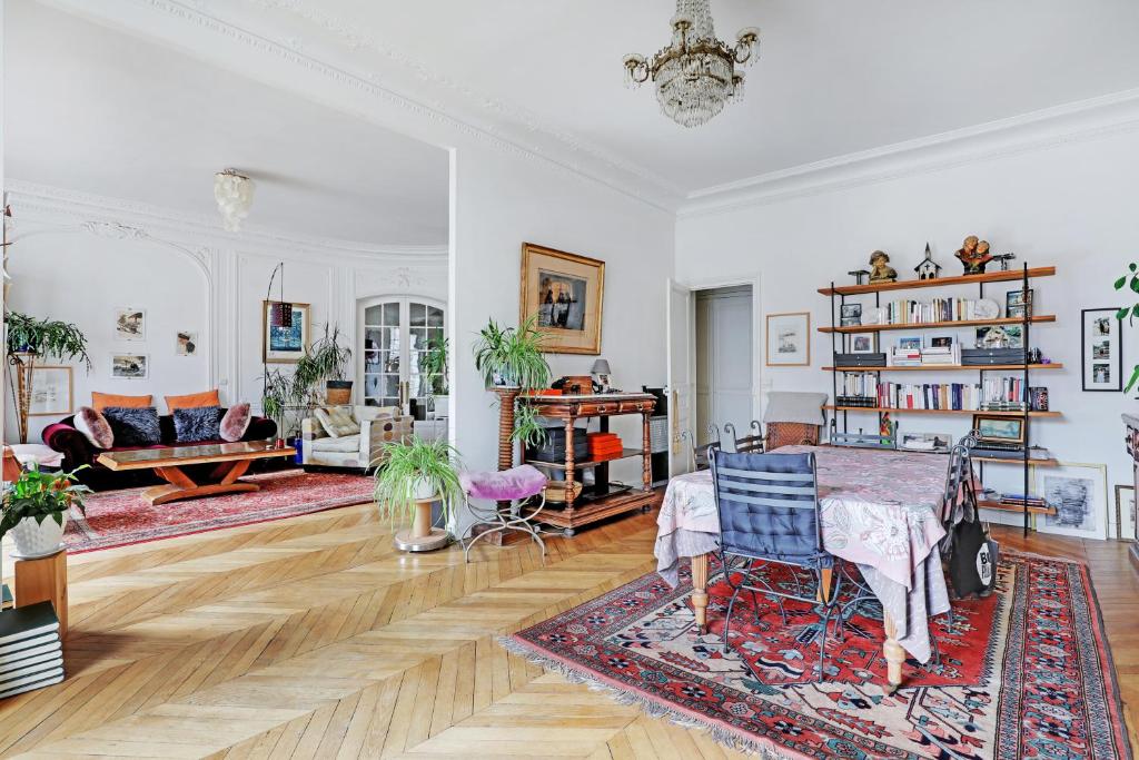 Élégant appartement à deux pas des Champs-Élysées - 1