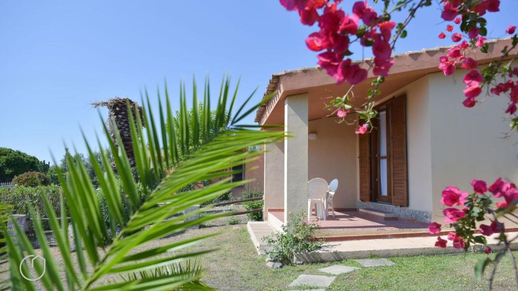Villa Oleandro with garden BBQ - near the beach - 1