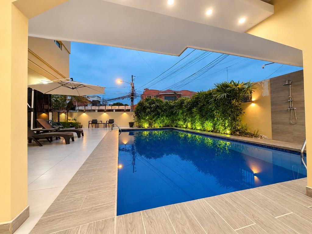 Executive Suite en Zona Exclusiva de Machala - 4