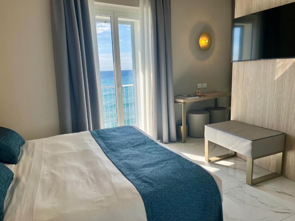 Boutique Hotel Alassio - 2