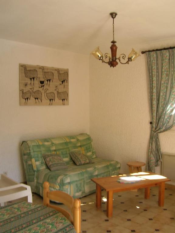 Appartement Rez de Villa - 4 personnes - Fréjus - Vue piscine - 4