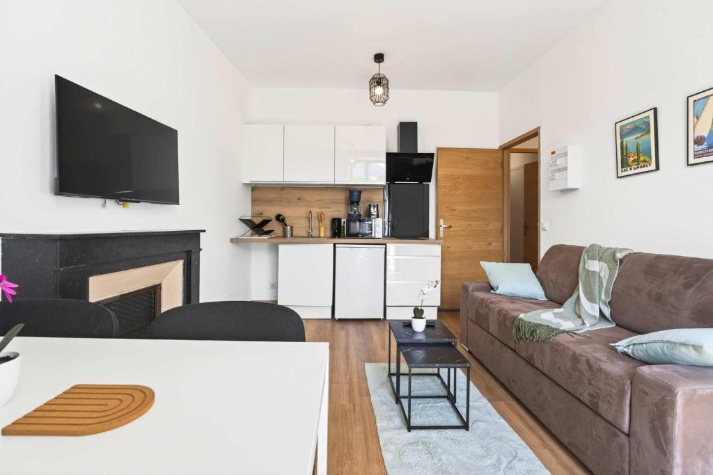 Auberge des 2 Savoie - T2 Proche Gare & Centre-ville, Idéal Séjour! - 3