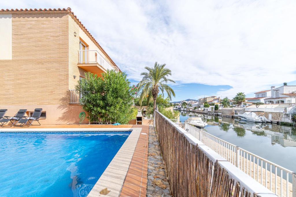 Jouvacations Villa 3 Freser con piscina compartida - 3