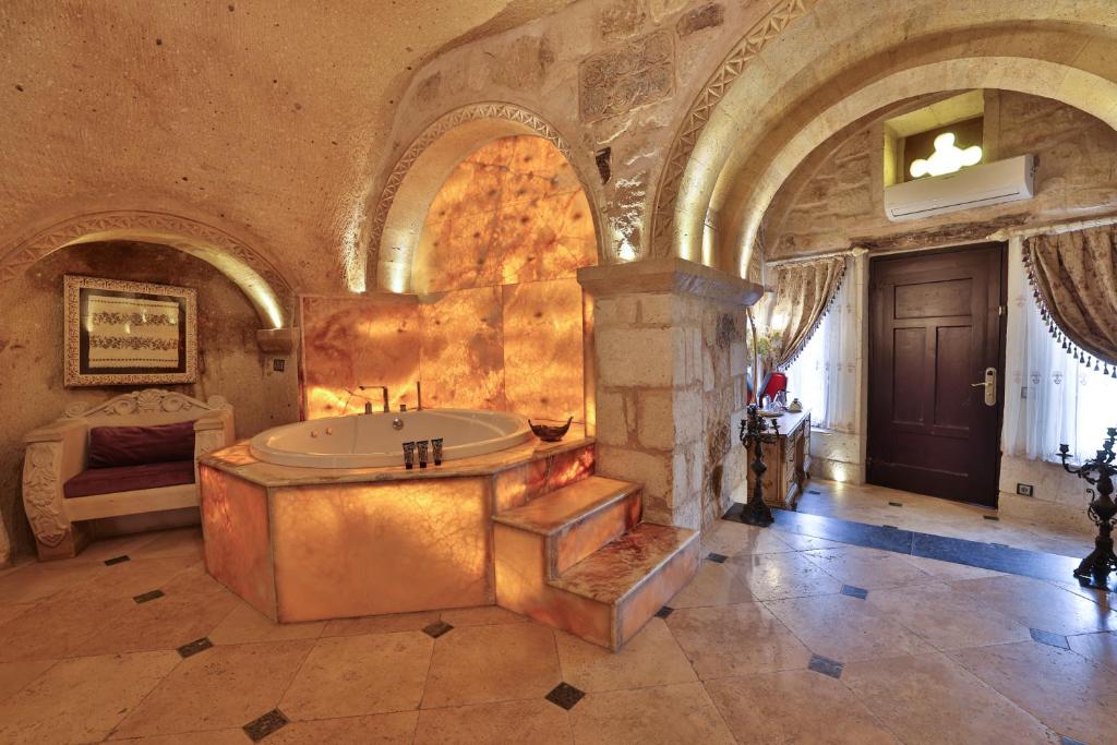 Elika Cave Suites (Elika Cave Suites )