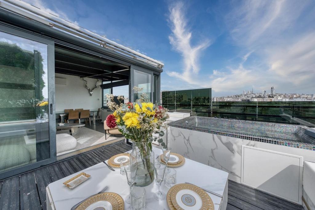 Penthouse with Jacuzzi Top floor Paris 17th arrondissement - 4