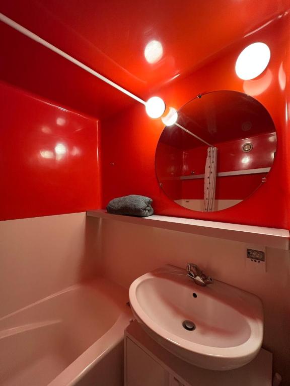 Arc 1800, comfortable accommodation sleeps 4 to 6 - 3