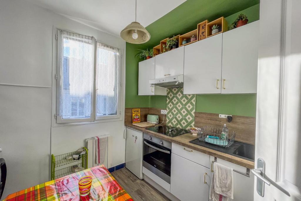 Appartement lumineux vue sur toits - 4
