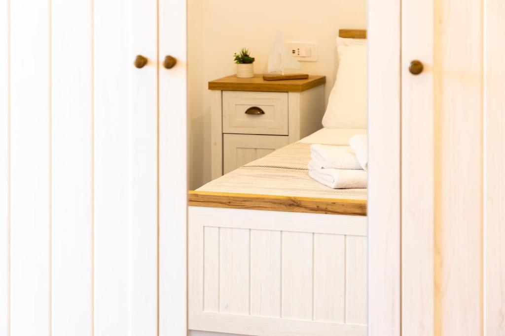 Stone Sail Suite - 5