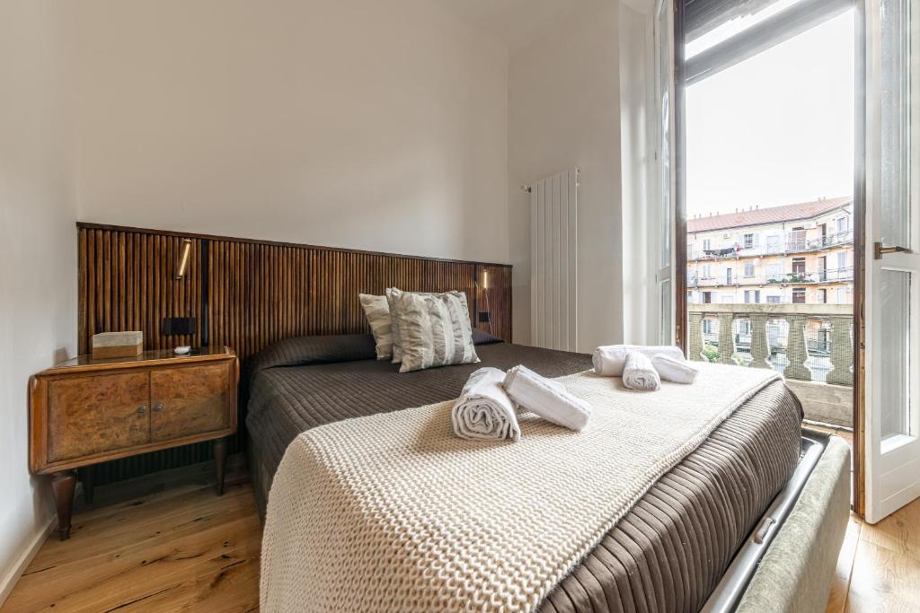 Elegant, Modern & Luxury apt with All Comforts - 3