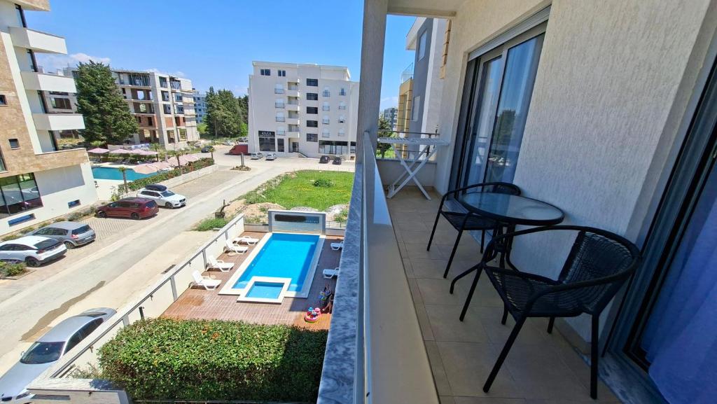 Dineta Apartment - 1