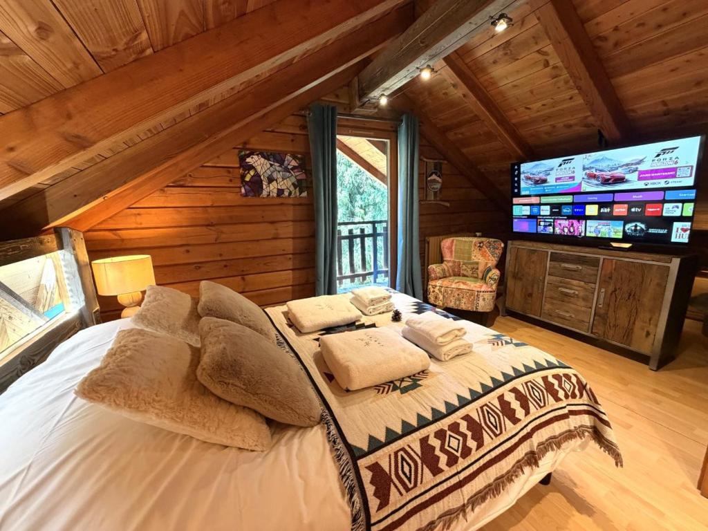 LE GRIZZLY Chalet en bois avec SPA Jacuzzi - 5