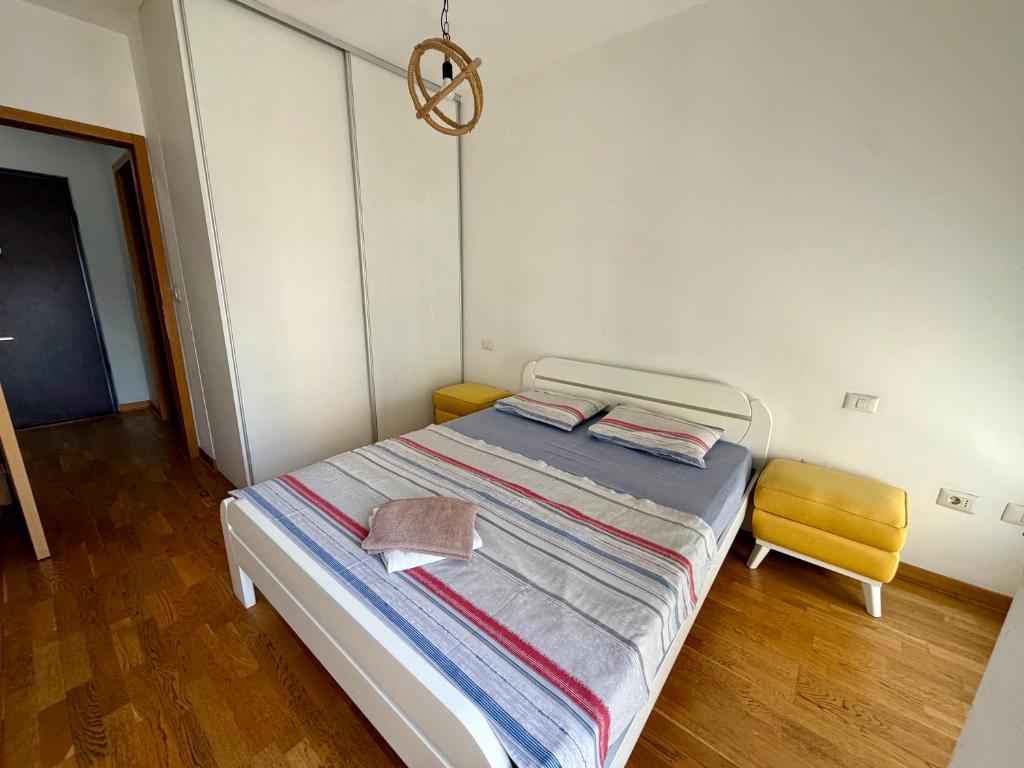 City Kvart Apartments - Steps Away from Shopping Mall Big Fashion - 3