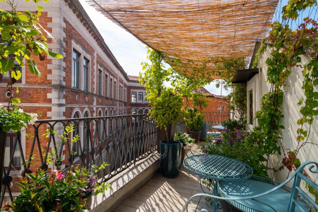 Cà Cornelia - a rooftop terrace with dazzling view - 2