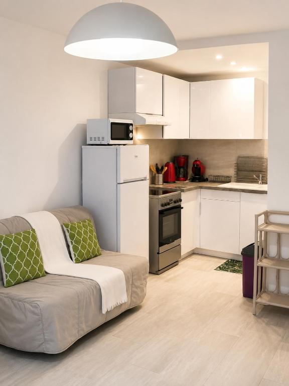Le Héliodore , Air conditioning, Beaches 5 minutes away on foot - 5