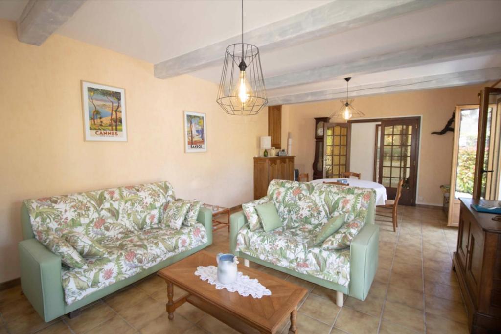 Large Spacious House In Fréjus - 3