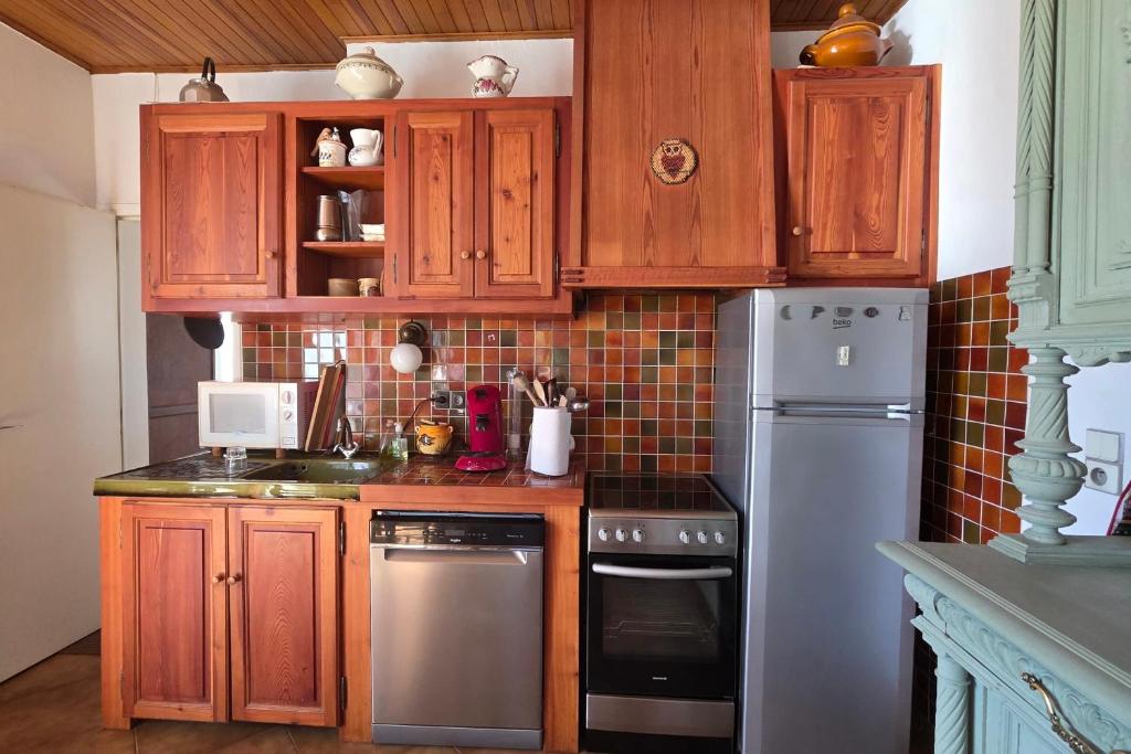 Spacious Briançon Flat with Balcony - 3