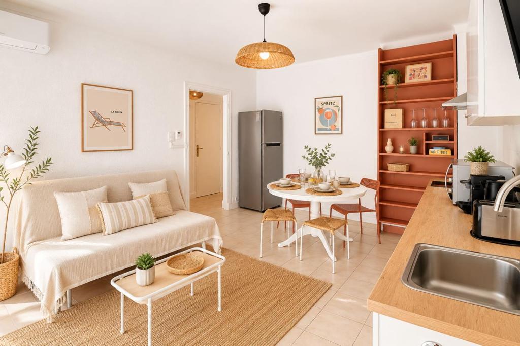 AGENCE HENRI CAMILLE - CIRODDE - 2 chambres grande terrasse 5 min Croisette - 2