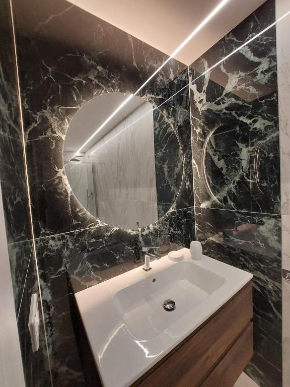 Spacious Apartment - M4 to Duomo - Free Garage - 3