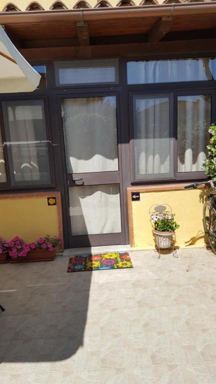Cozy villa near the sea - 2