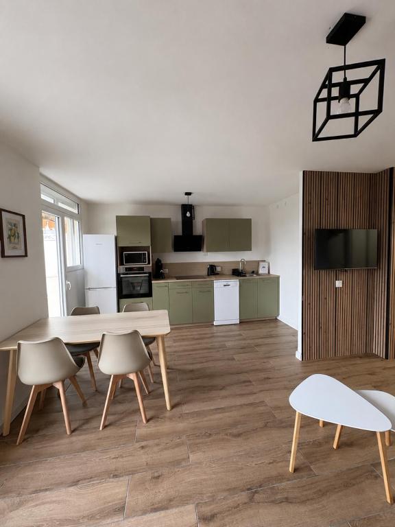 Appartement, Plages à pied, Parking & Clim - 3