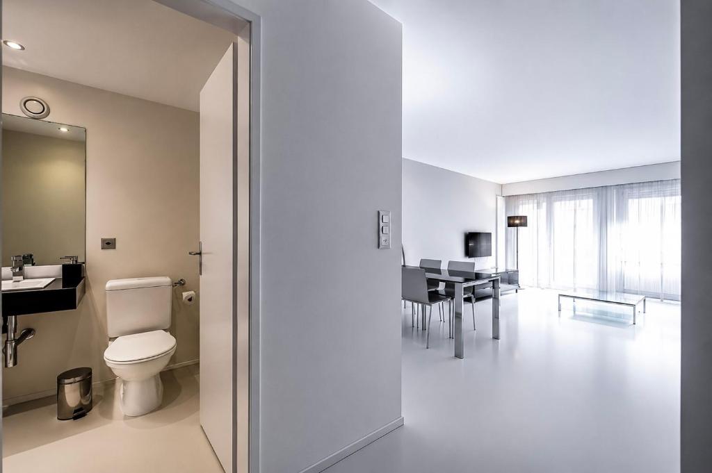 Well-appointed bathrooms