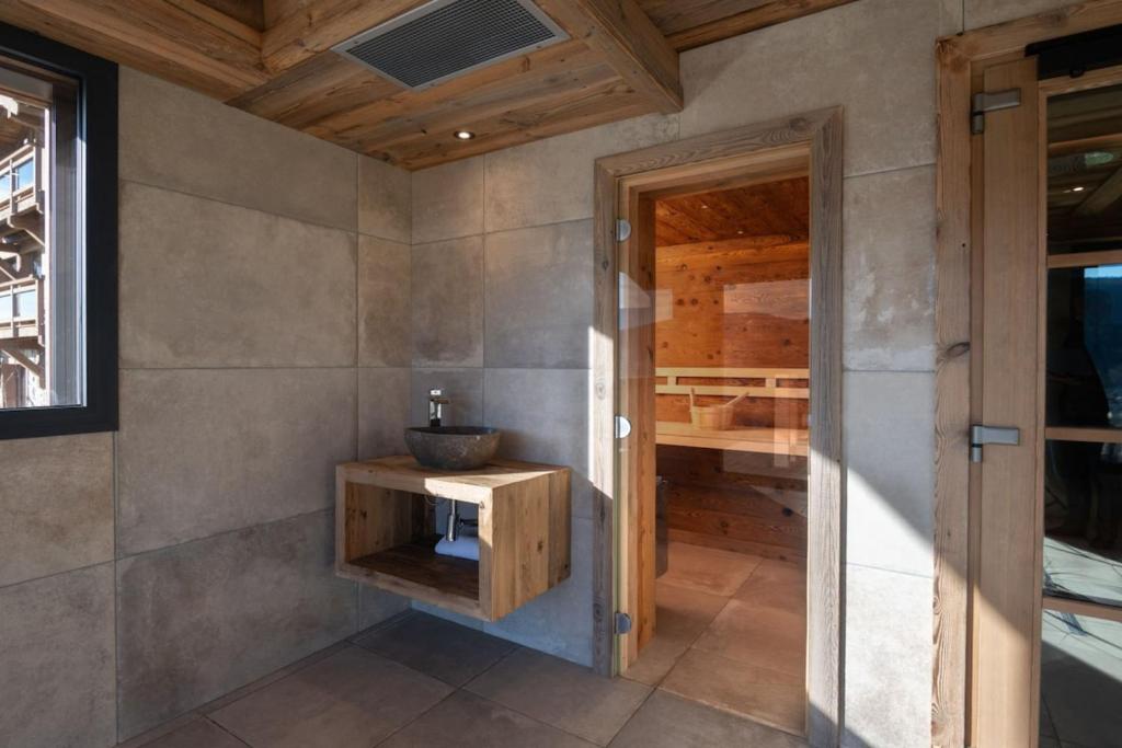 Chalet Imperial 12 pers - Piscine - Sauna - 4