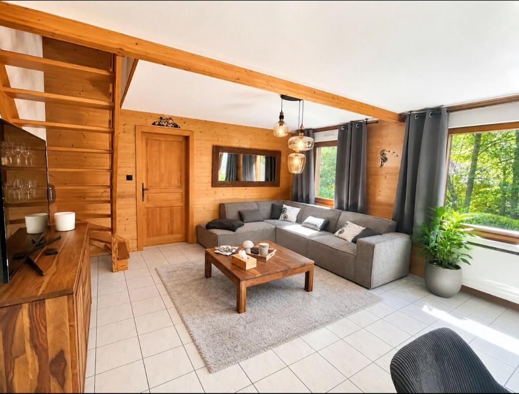 Exceptional chalet, Sauna, Lake & center within walking distance - 1