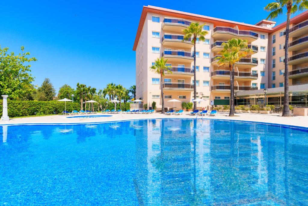 Rentalmar Pineda Suites - 1