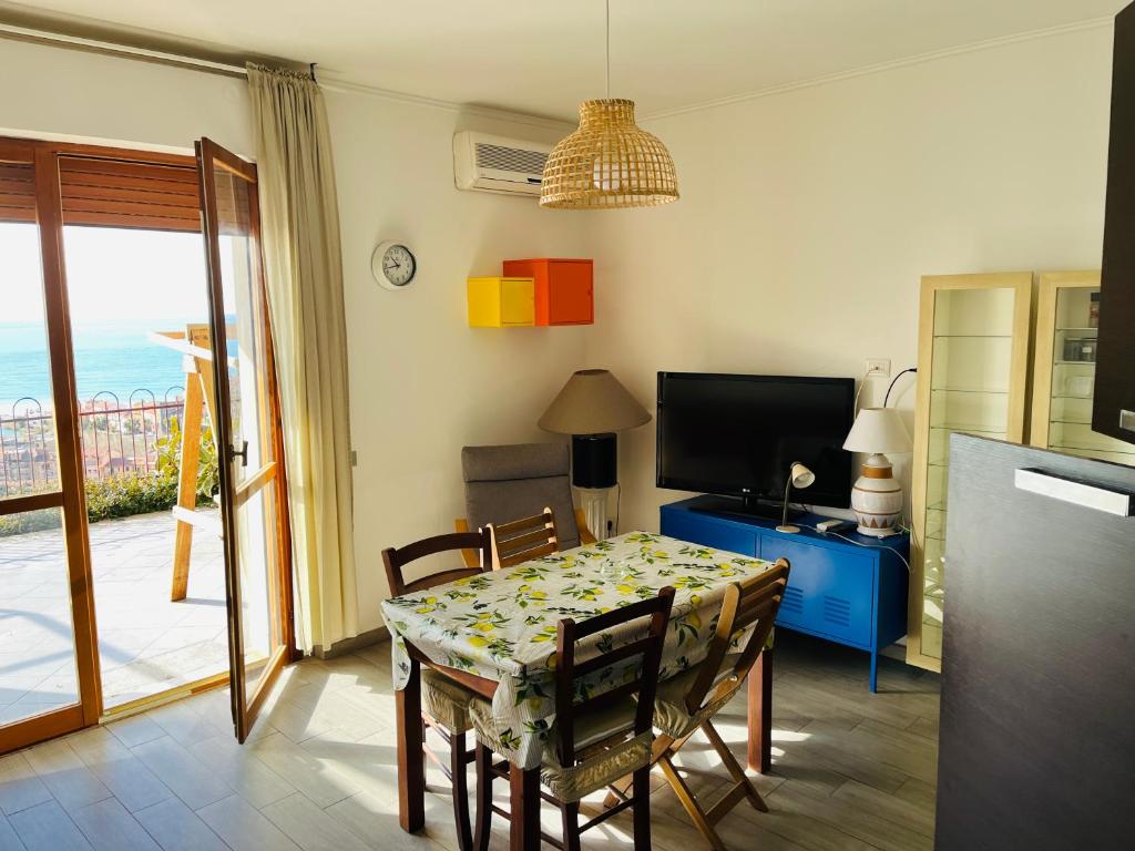 Casa Vittoria - Panoramic Sea View - Vista Mare - 2