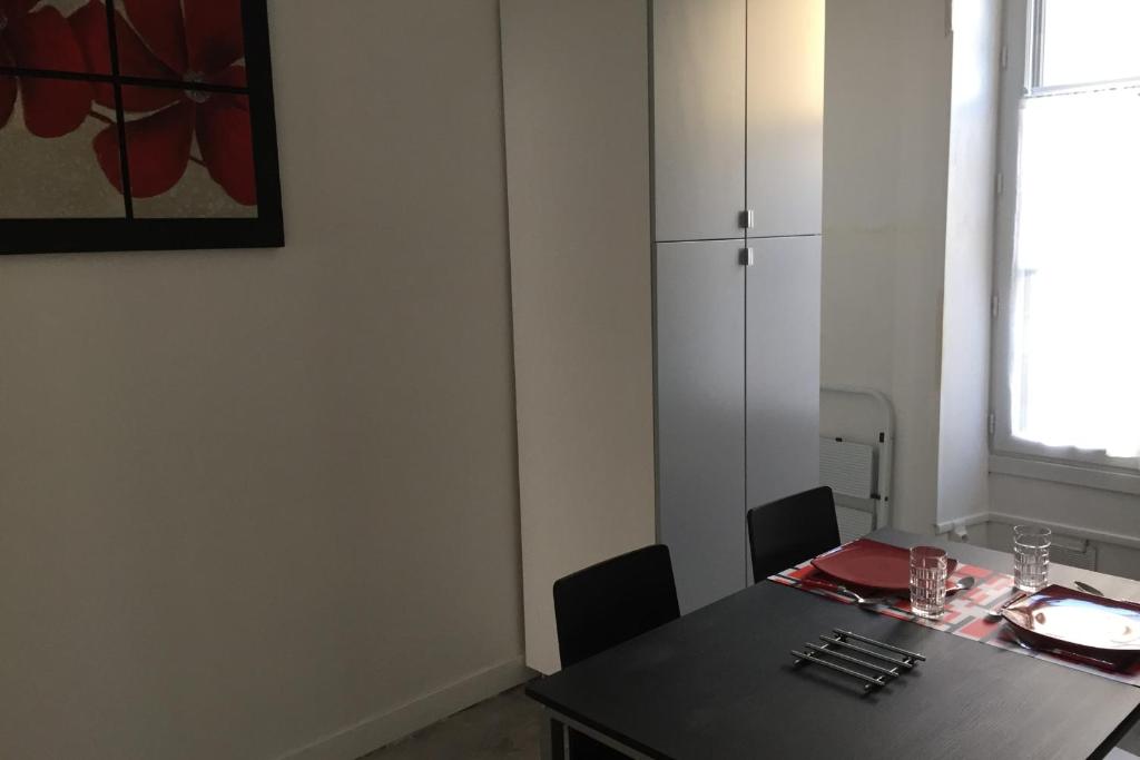 Large studio in the heart of Nantes - 3