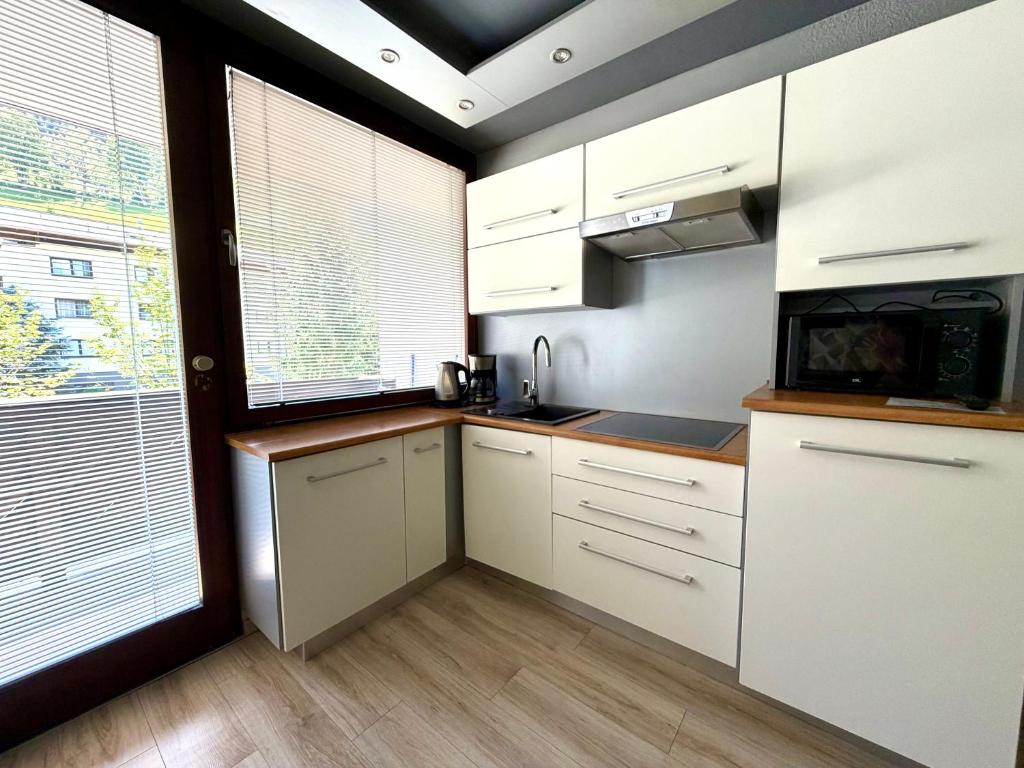 Apartment Essreithweg Kaprun by Jara - 5