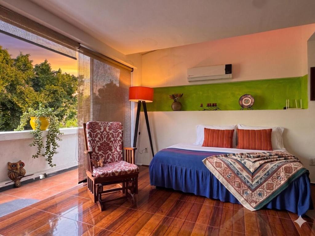 Historic CASA CARMEN By Malecón & Ocean - 3