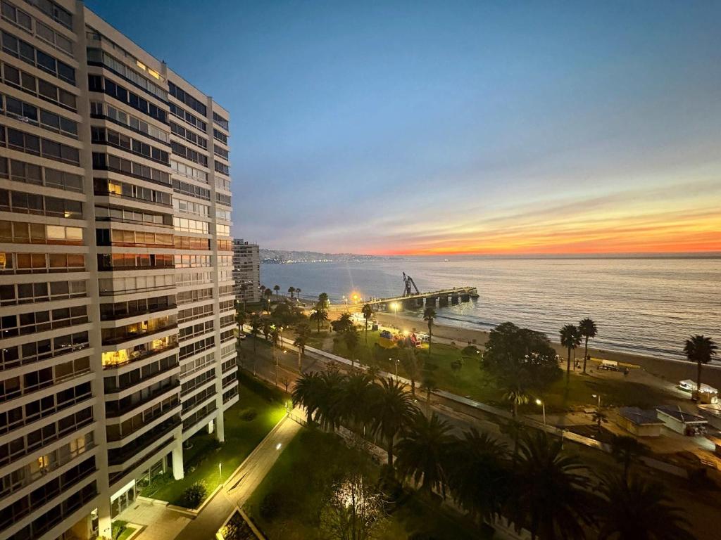 Oceanfront Family Getaway in Viña del Mar - 1