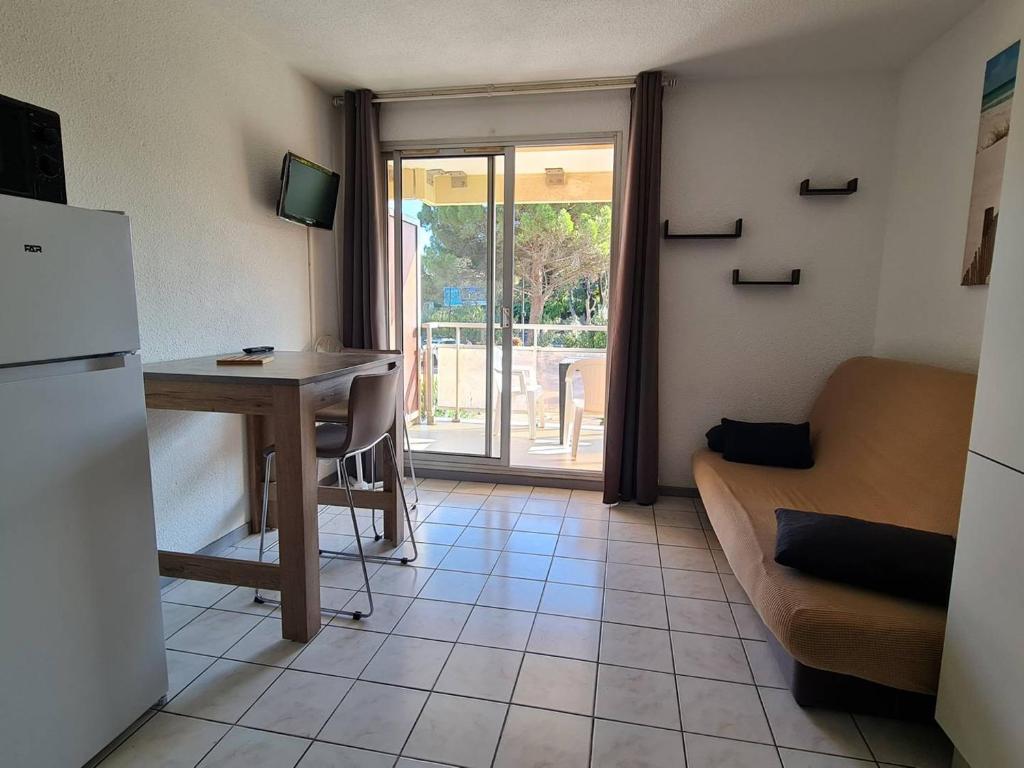 Studio avec Terrasse et Parking à Canet-en-Roussillon - FR-1-833-9 - 5