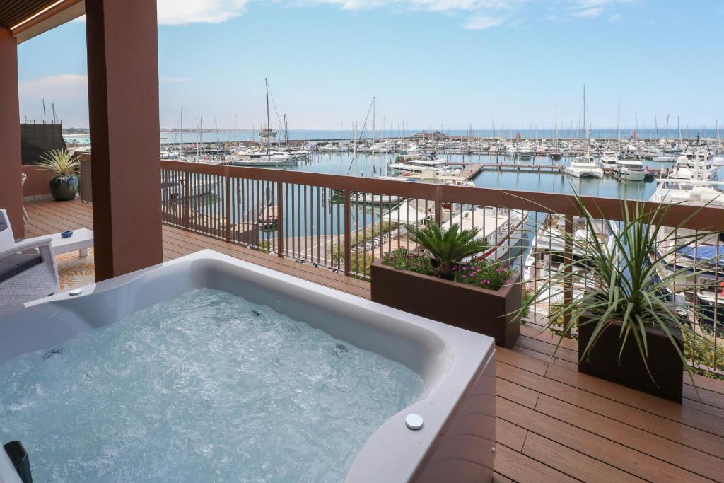 Maison Du Port Rimini Harbour Suite - 1