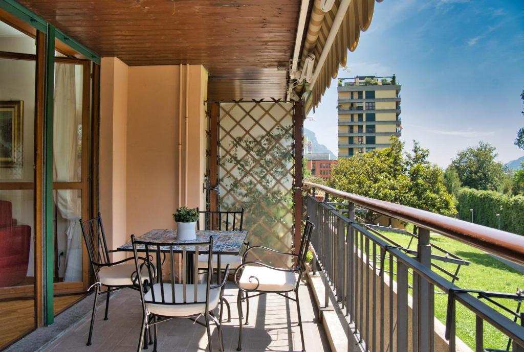 Green Terrace Apartment in Lecco Center - 2