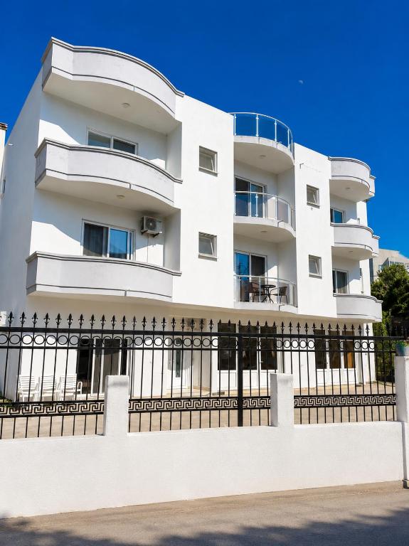 Duraku Apartments - 1
