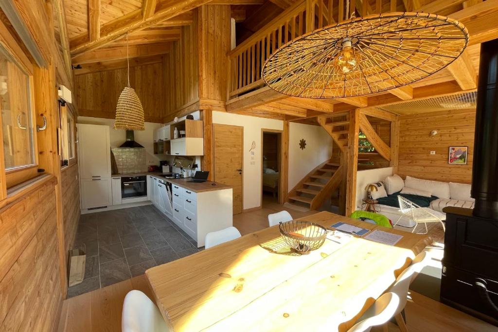 Chalet with breathtaking views of Mont Blanc - 3