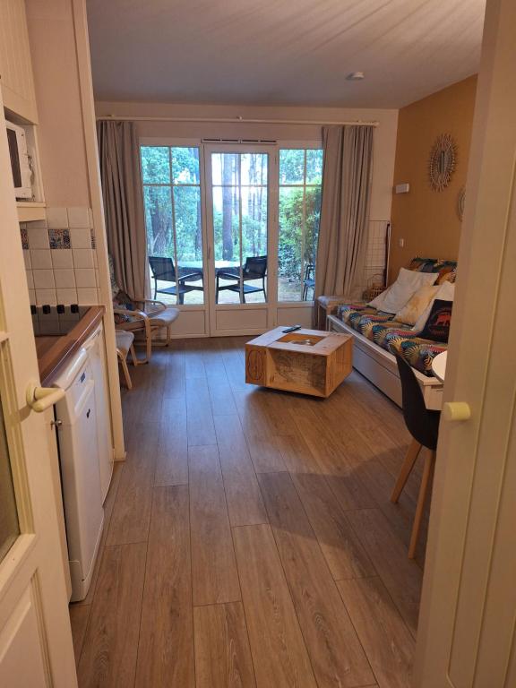 Appartement T2 avec grande piscine chauffée - LACANAU Océan - 1