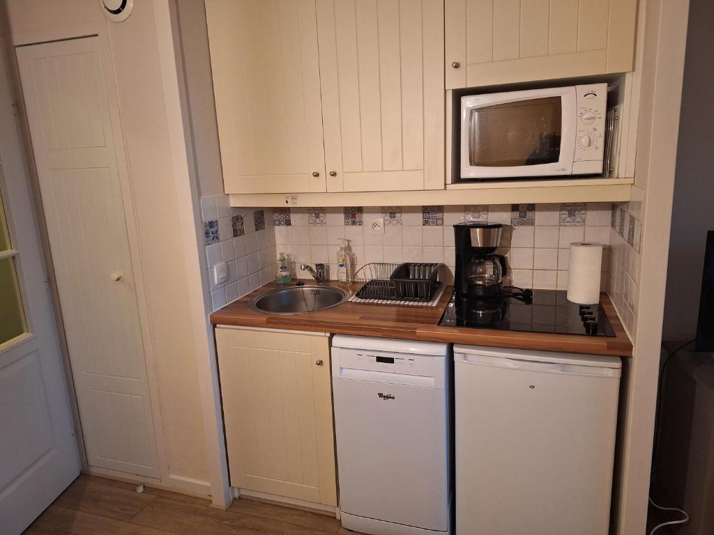 Appartement T2 avec grande piscine chauffée - LACANAU Océan - 2