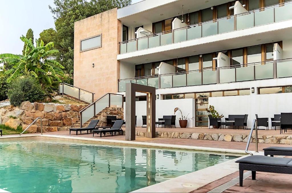 Almara Suites - 1