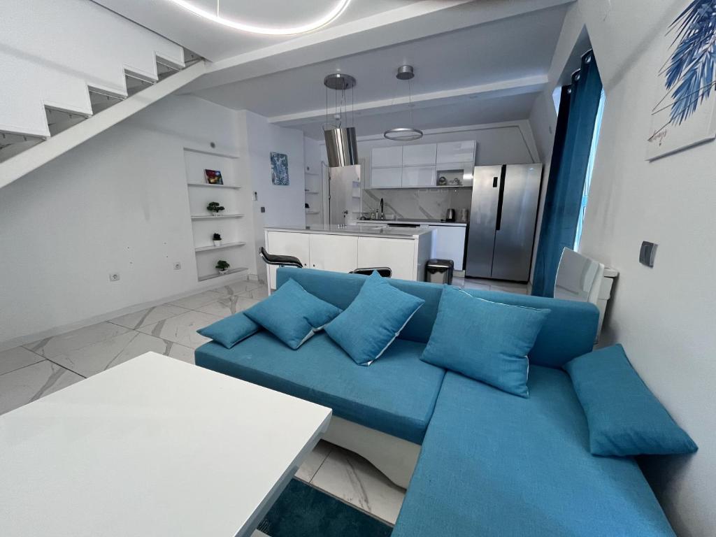 The Square Republic Apts - 5