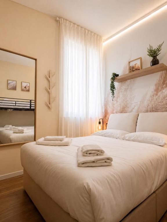 Luxury Center Apartment With Jacuzzi Colosseo - San Giovanni - 2
