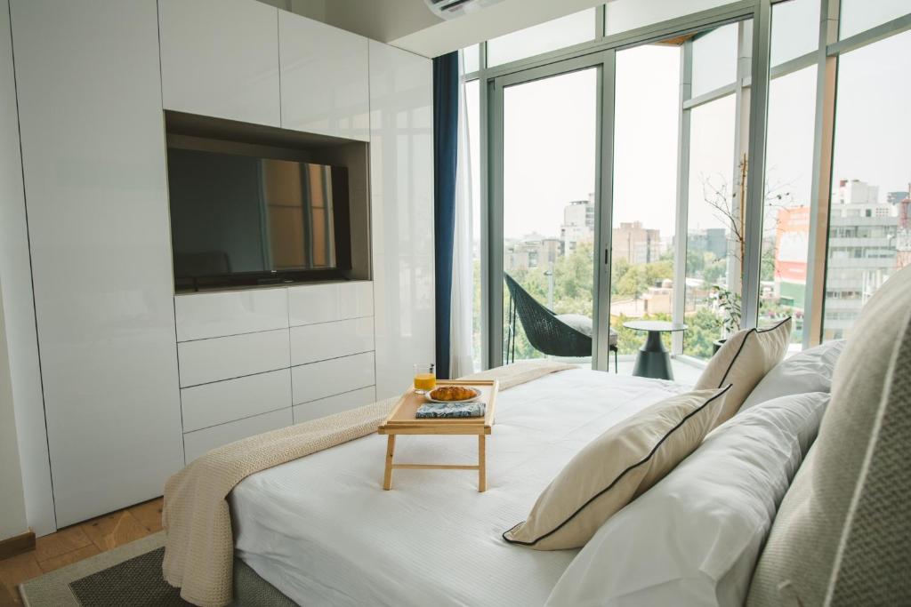 Icon 701- Stylish Loft W AC Premium Location - 3
