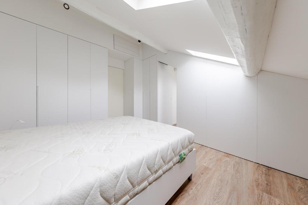 The White Attic - Cattolica District - 2