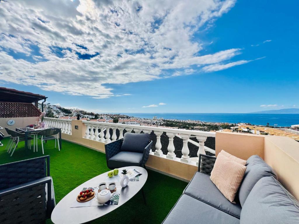 Paradise Ocean View Apartment with Terrace - 1