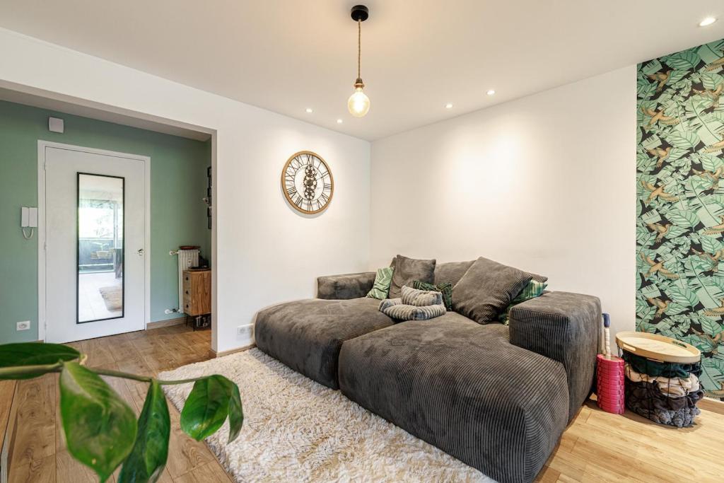 Beautiful 2 rooms Swimming pool, parking space and air conditioning - 2