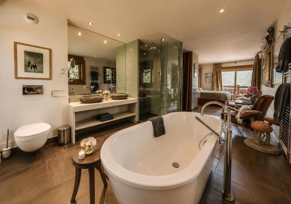 Chalet Montanum, ski in - ski out, 9 pax Courchevel 1550 - 4