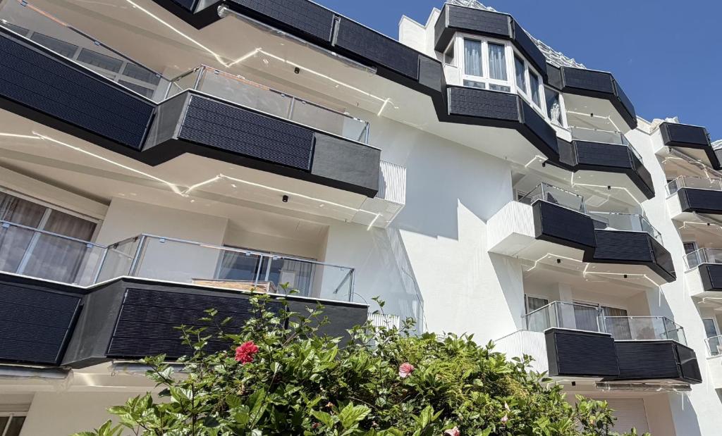 Luxury Rental Benalmadena - 550 m2 Penthouse - Jacuzzi, Golf & Beach - 5