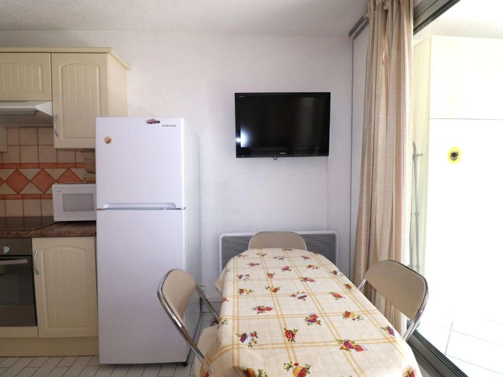 Studio Cabine avec terrasse ensoleillée, piscines, parking privé, à 500m de la plage - FR-1-307-133 - 2